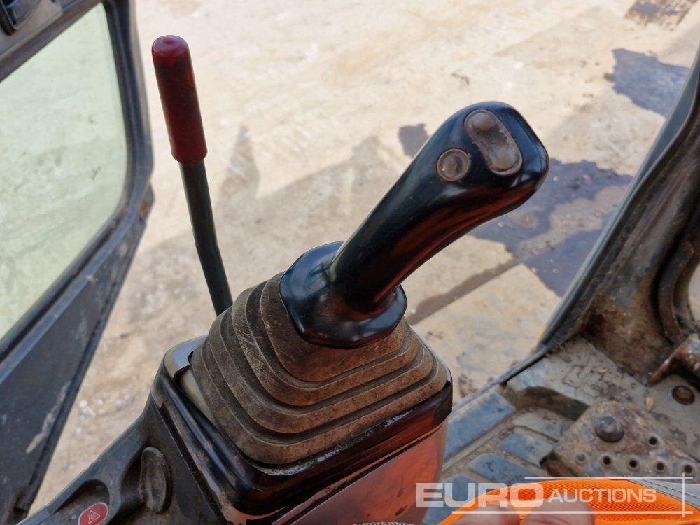 Pelle sur chenille JCB JS130: photos 46 Pelle sur chenille JCB JS130: photos 46