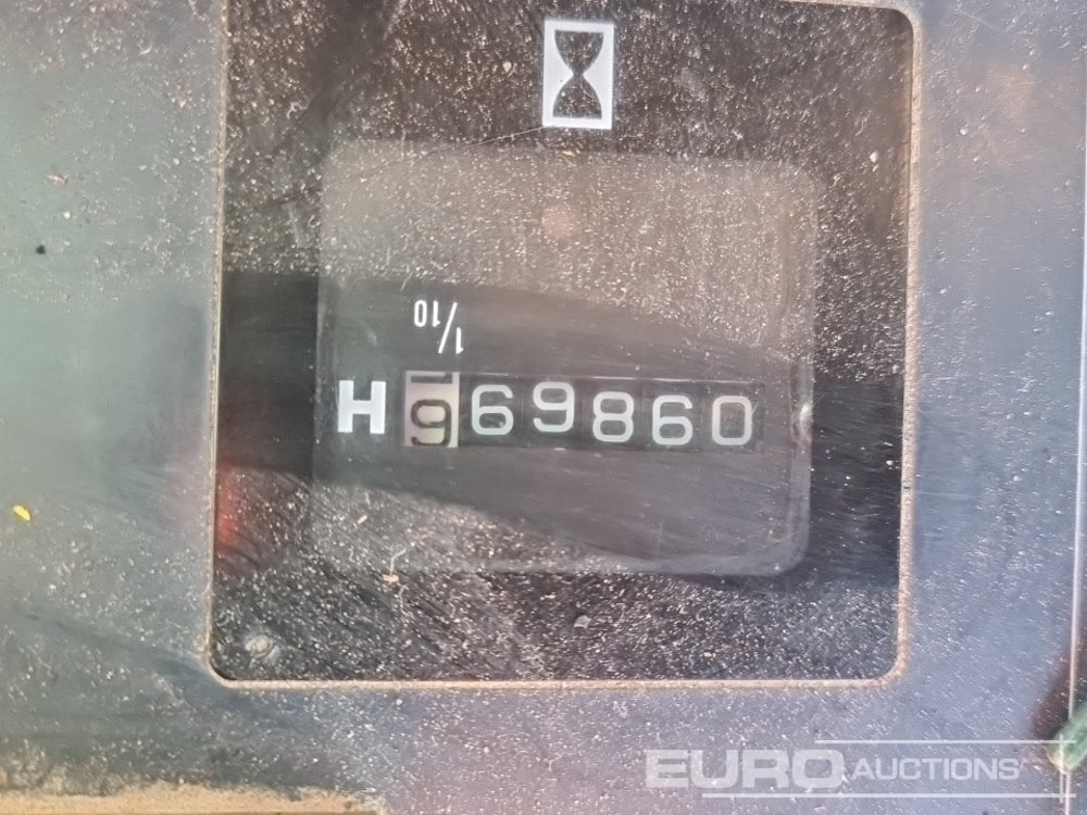 Pelle sur chenille JCB JS130: photos 43