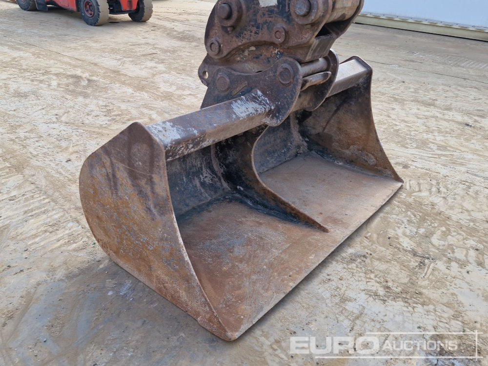 Pelle sur chenille JCB JS130: photos 9