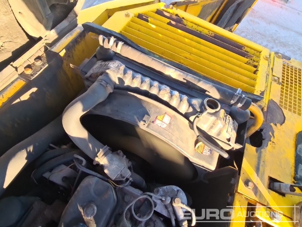 Pelle sur chenille JCB JS130: photos 36