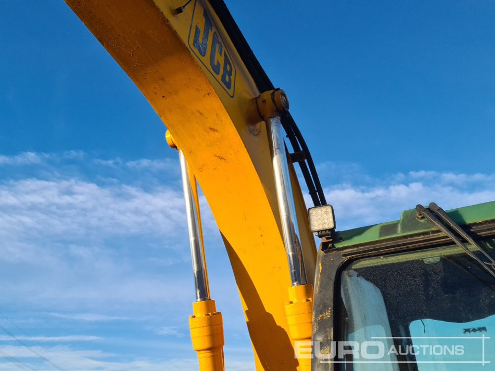 Pelle sur chenille JCB JS130: photos 17