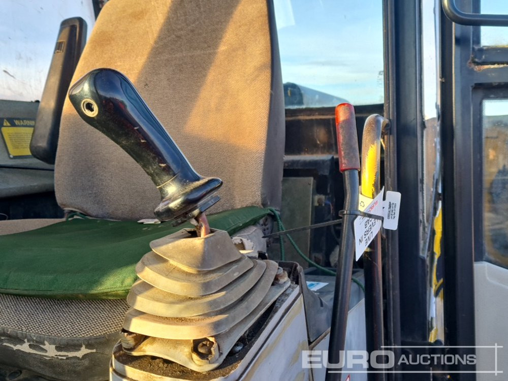 Pelle sur chenille JCB JS130: photos 38