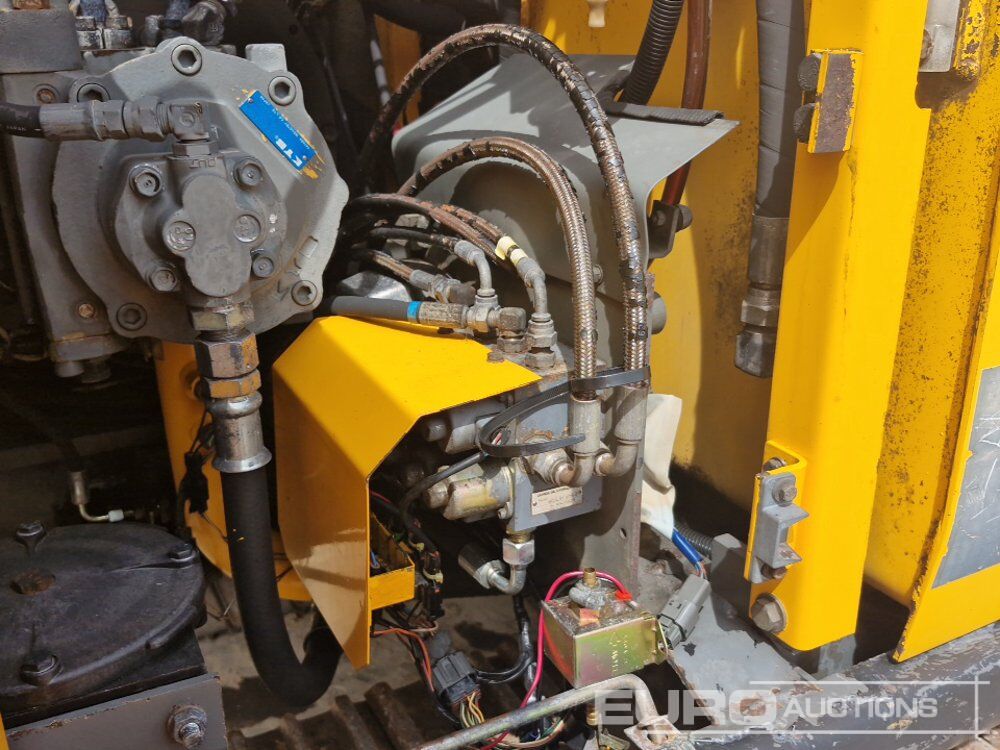 Pelle sur chenille JCB JS130: photos 35 Pelle sur chenille JCB JS130: photos 35