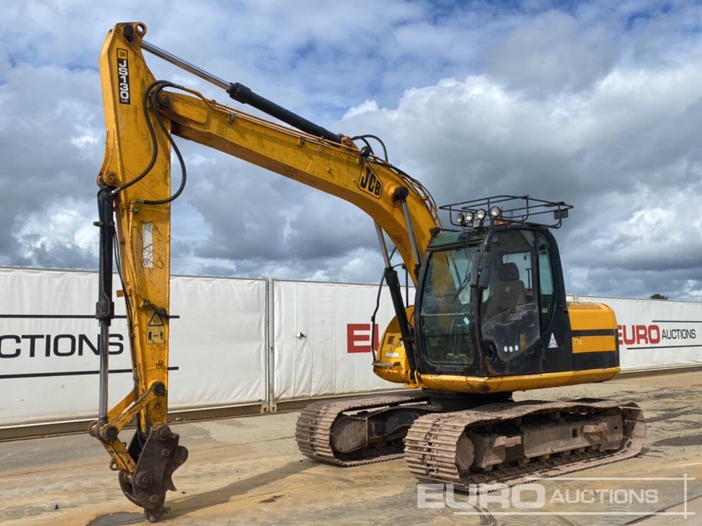 JCB JS130LC - Pelle sur chenille: photos 1 JCB JS130LC - Pelle sur chenille: photos 1