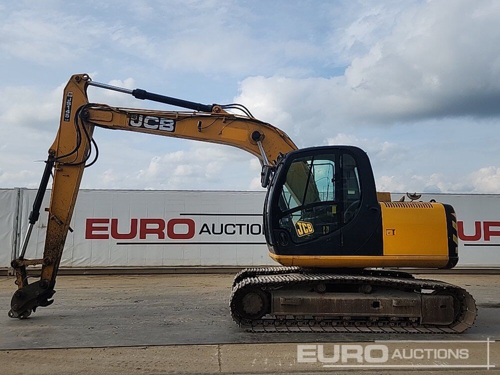 JCB JS145LC - Pelle sur chenille: photos 2 JCB JS145LC - Pelle sur chenille: photos 2