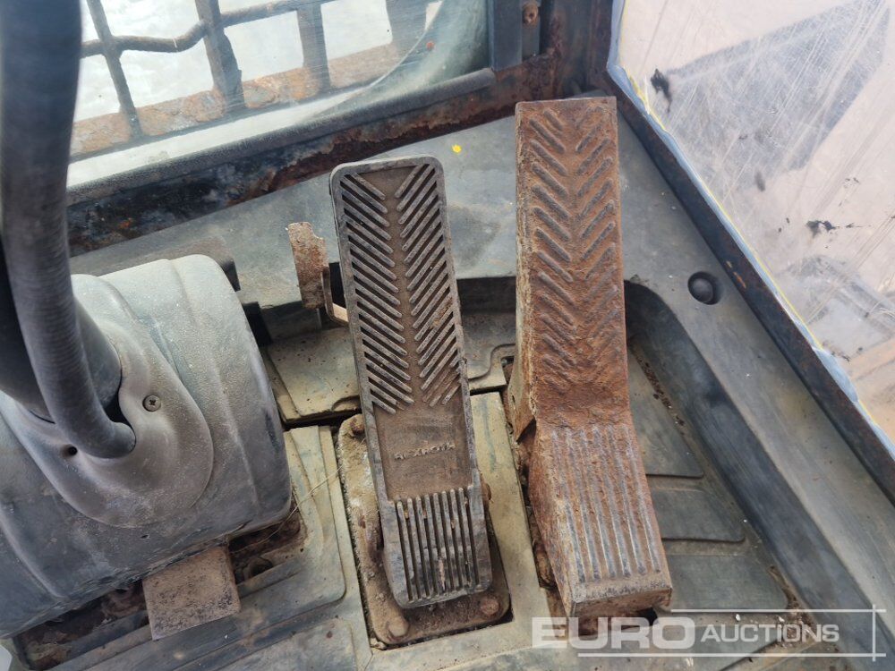 Pelle sur pneus JCB JS160W: photos 38 Pelle sur pneus JCB JS160W: photos 38