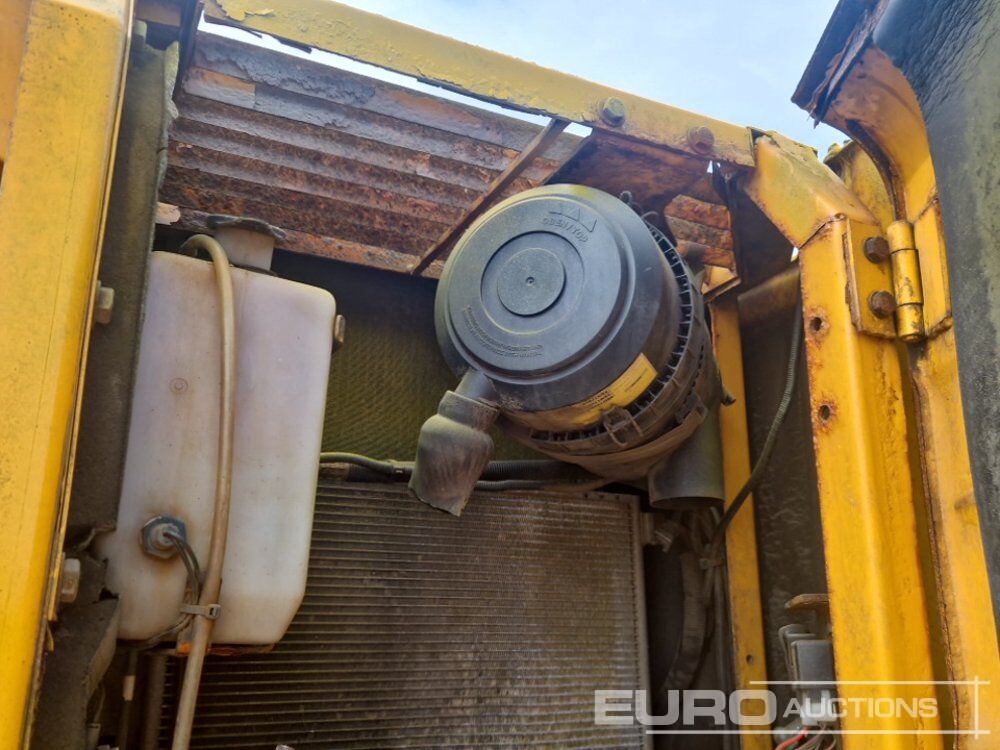 Pelle sur pneus JCB JS160W: photos 28 Pelle sur pneus JCB JS160W: photos 28