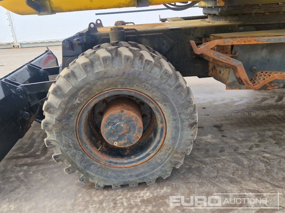 Pelle sur pneus JCB JS160W: photos 12 Pelle sur pneus JCB JS160W: photos 12