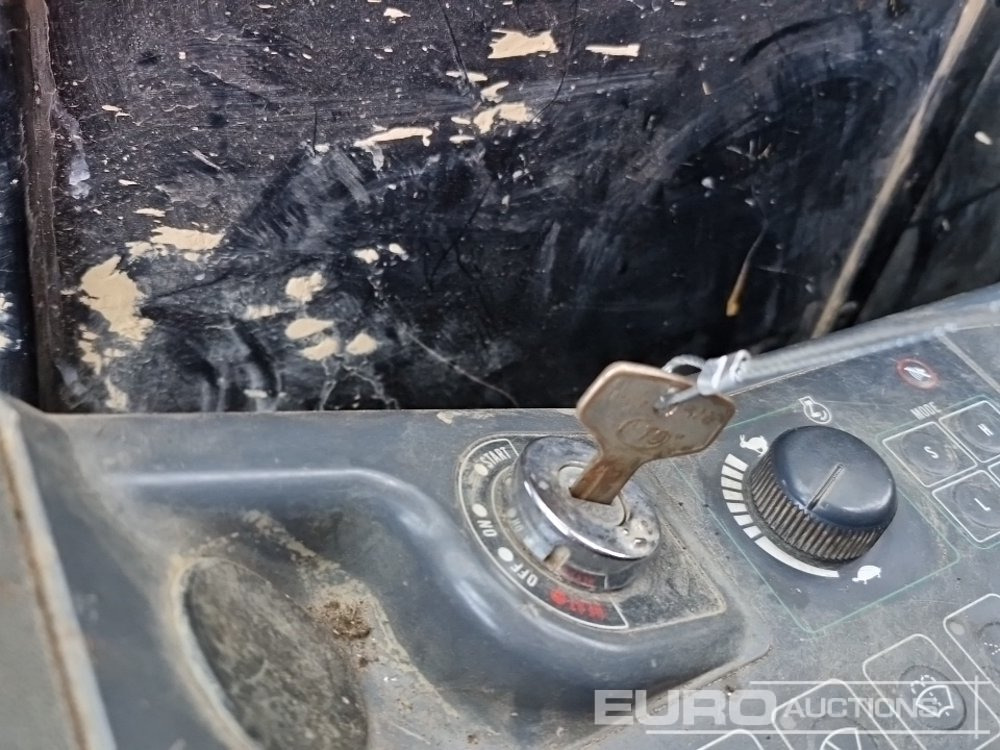 Pelle sur chenille JCB JS290: photos 48