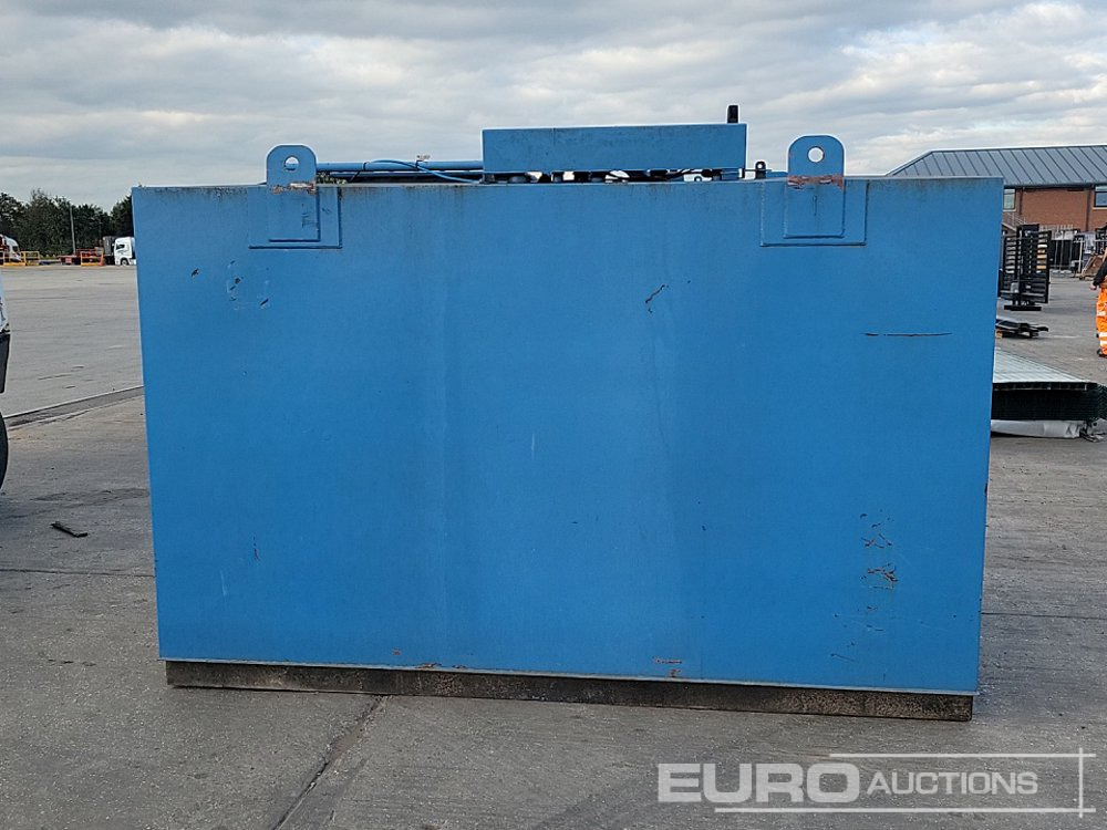 Koronka 2500 Litre Static Bunded Bowser, Electric Pump - Cuve de stockage: photos 2 Koronka 2500 Litre Static Bunded Bowser, Electric Pump - Cuve de stockage: photos 2