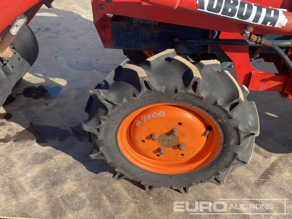 Micro tracteur Kubota B7000: photos 10