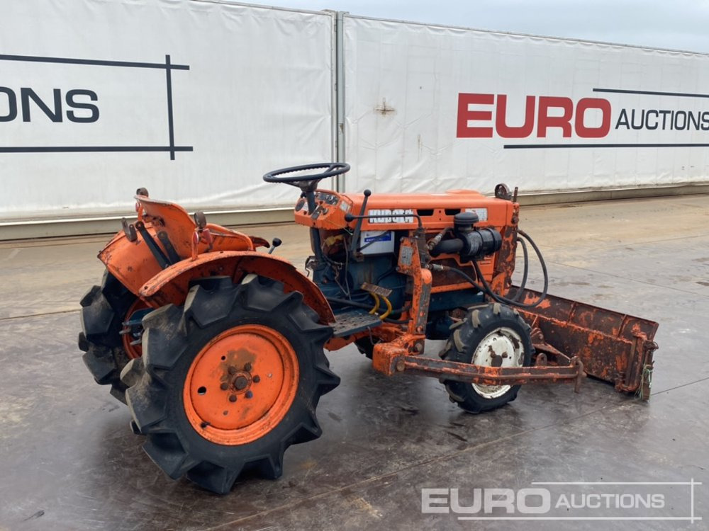 Kubota B7001 - Micro tracteur: photos 5 Kubota B7001 - Micro tracteur: photos 5