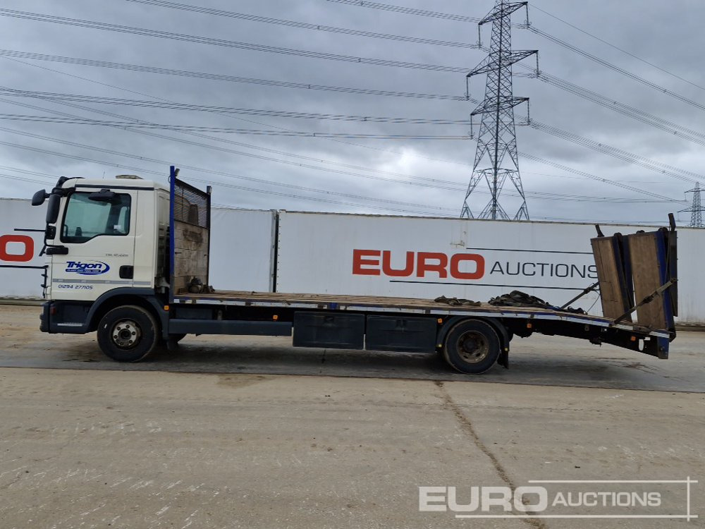 MAN TGL12.220 - Camion plateau: photos 2 MAN TGL12.220 - Camion plateau: photos 2