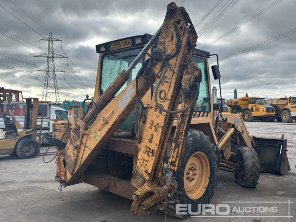 MF 50HX - Tractopelle: photos 5 MF 50HX - Tractopelle: photos 5