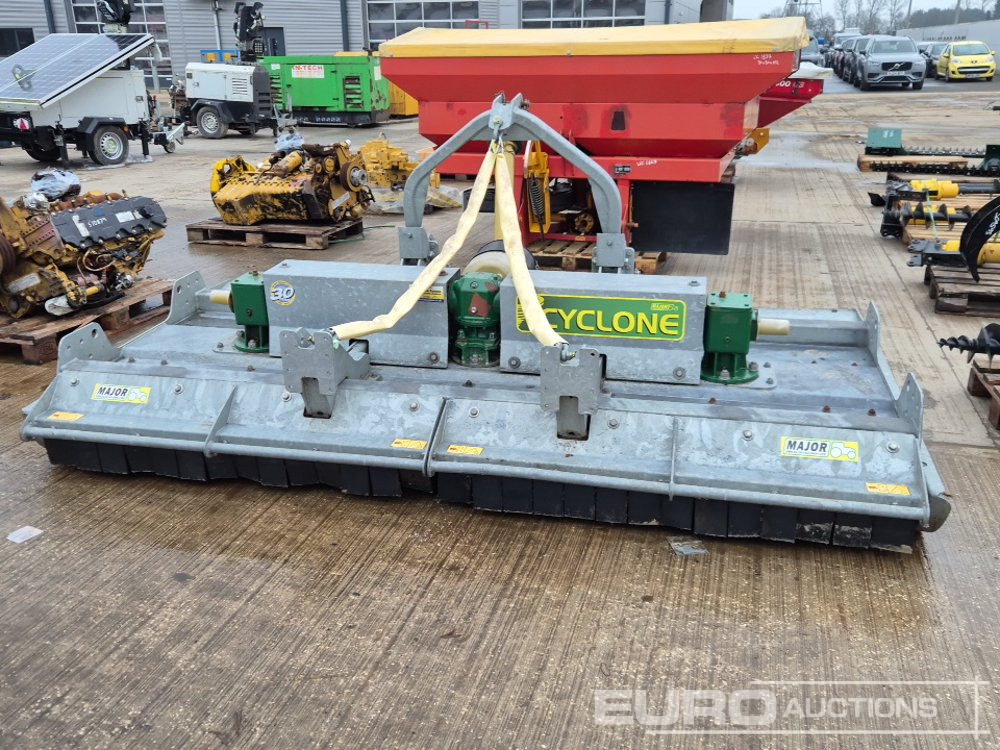 Major Cyclone - Machine agricole: photos 4 Major Cyclone - Machine agricole: photos 4