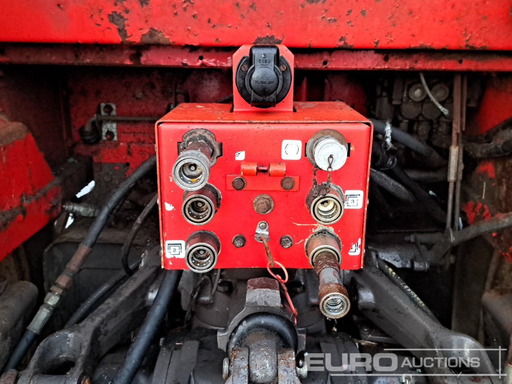 Tracteur agricole Massey Ferguson MF698: photos 19