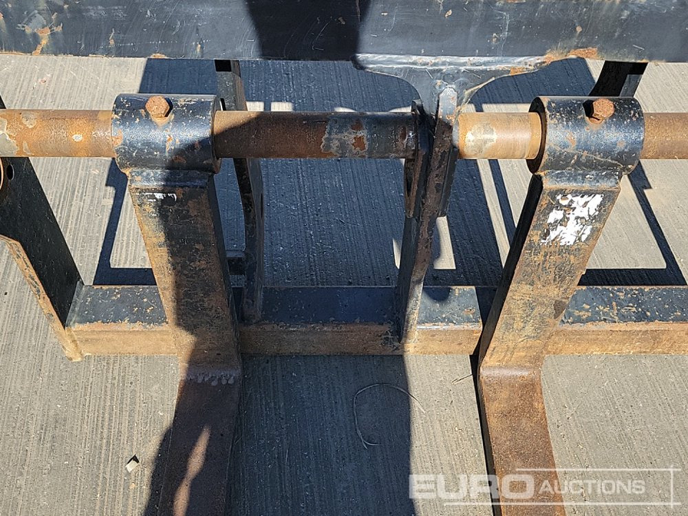 Matériel de manutention 2020 JLG Fork Frame & Forks to suit Telehandler: photos 10