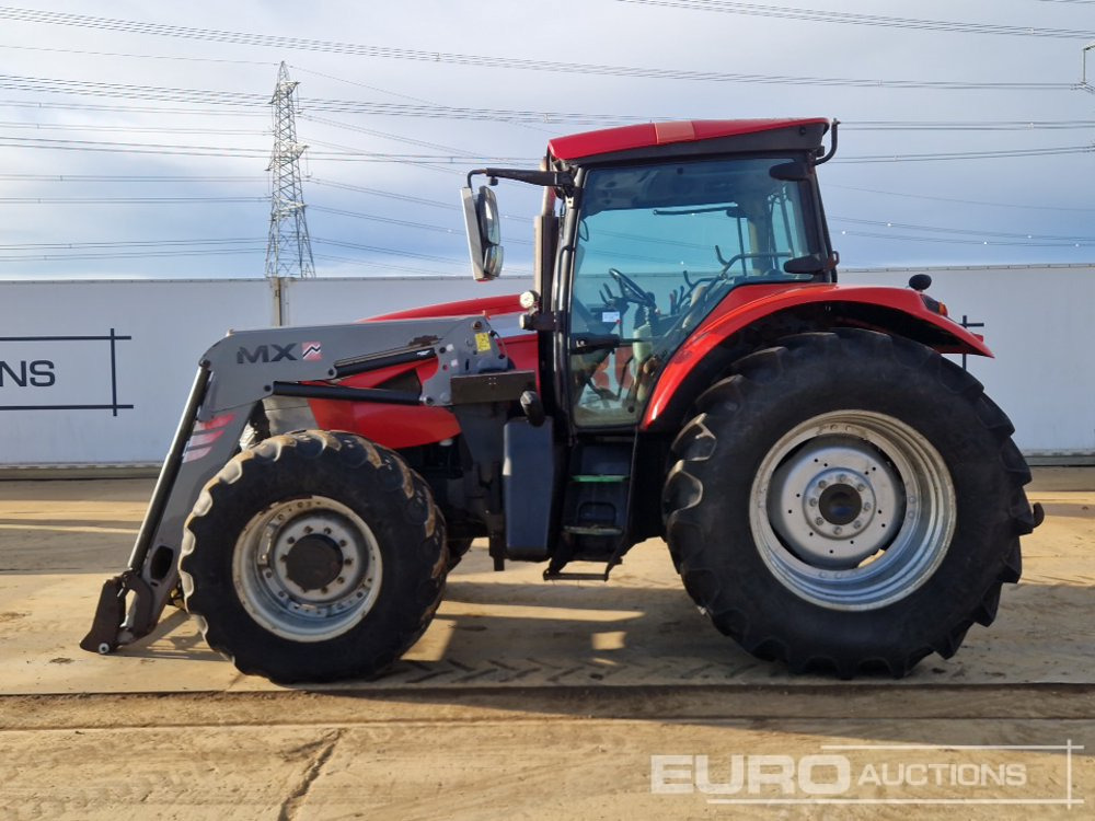 McCormick XTX145 - Tracteur agricole: photos 2 McCormick XTX145 - Tracteur agricole: photos 2