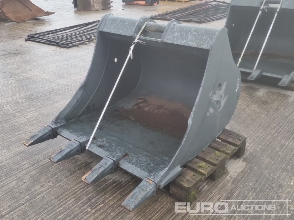 Miller R4 SCOOP7 GP - Godet: photos 1 Miller R4 SCOOP7 GP - Godet: photos 1