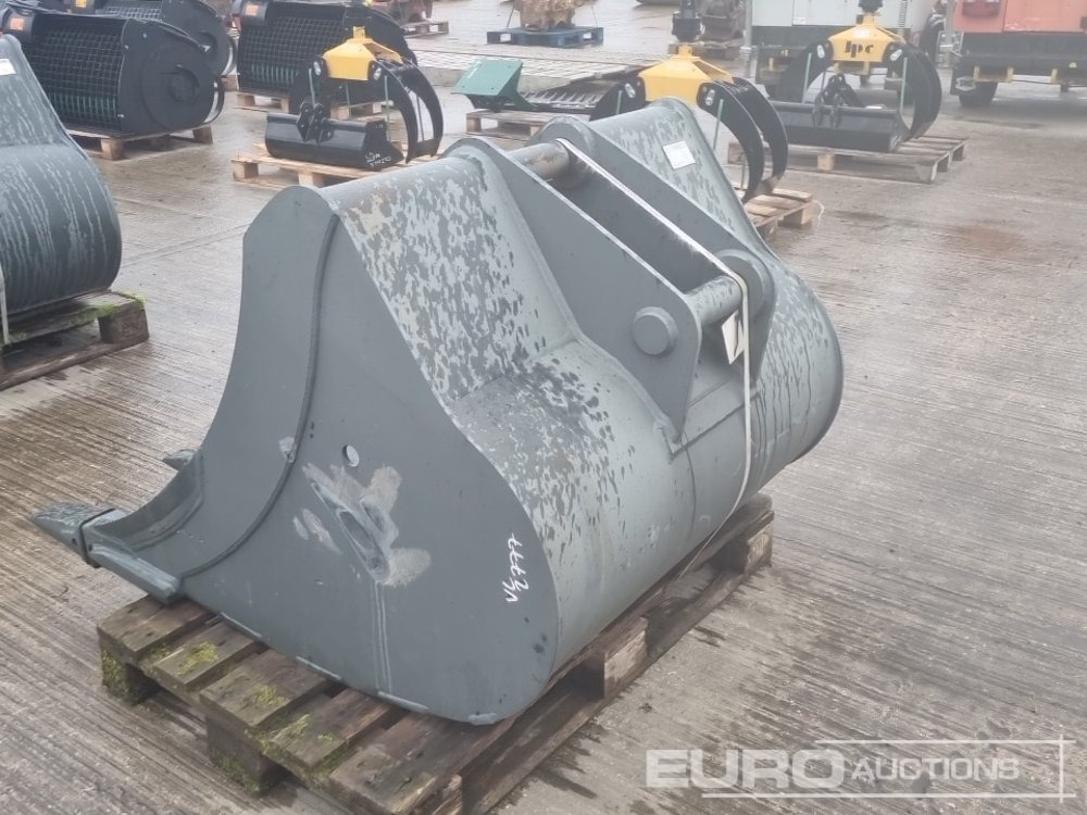 Miller R4 SCOOP7 GP - Godet: photos 3 Miller R4 SCOOP7 GP - Godet: photos 3