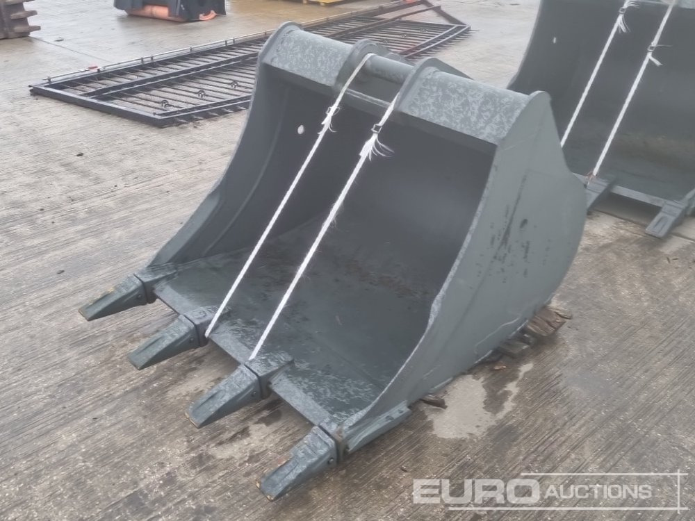 Miller R4 SCOOP7 GP - Godet: photos 1 Miller R4 SCOOP7 GP - Godet: photos 1