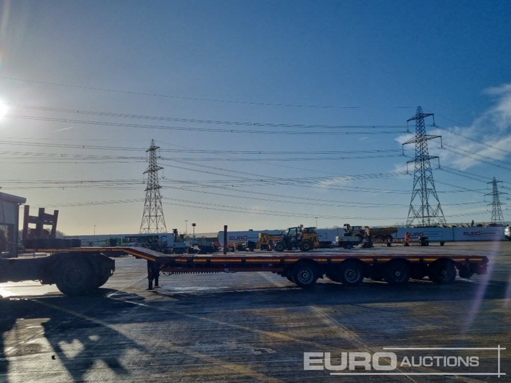 Nooteboom 4 Axle Extendable Low Loader Trailer, Twin Axle Rear Steer, Out Riggers - Camion plateau: photos 2 Nooteboom 4 Axle Extendable Low Loader Trailer, Twin Axle Rear Steer, Out Riggers - Camion plateau: photos 2