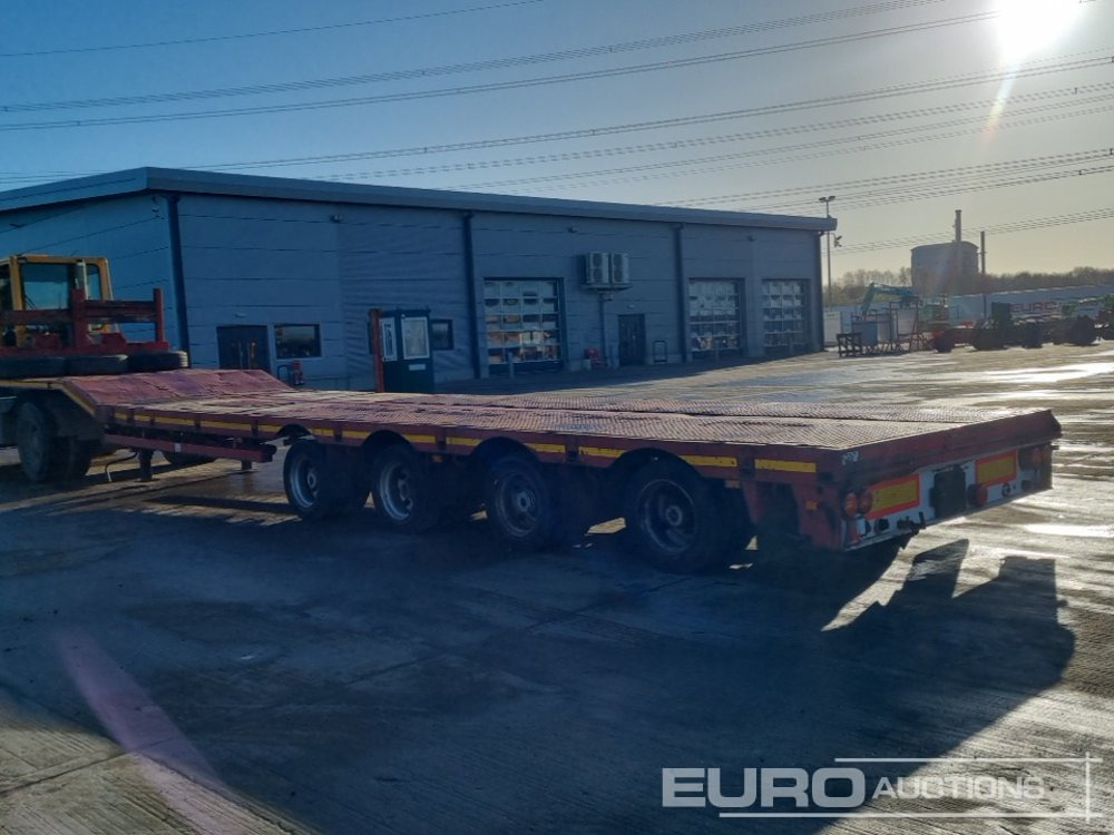 Nooteboom 4 Axle Extendable Low Loader Trailer, Twin Axle Rear Steer, Out Riggers - Camion plateau: photos 3 Nooteboom 4 Axle Extendable Low Loader Trailer, Twin Axle Rear Steer, Out Riggers - Camion plateau: photos 3