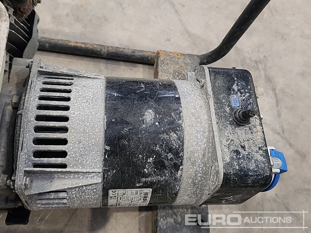 Groupe électrogène Petrol Generator, Honda  Engine: photos 8