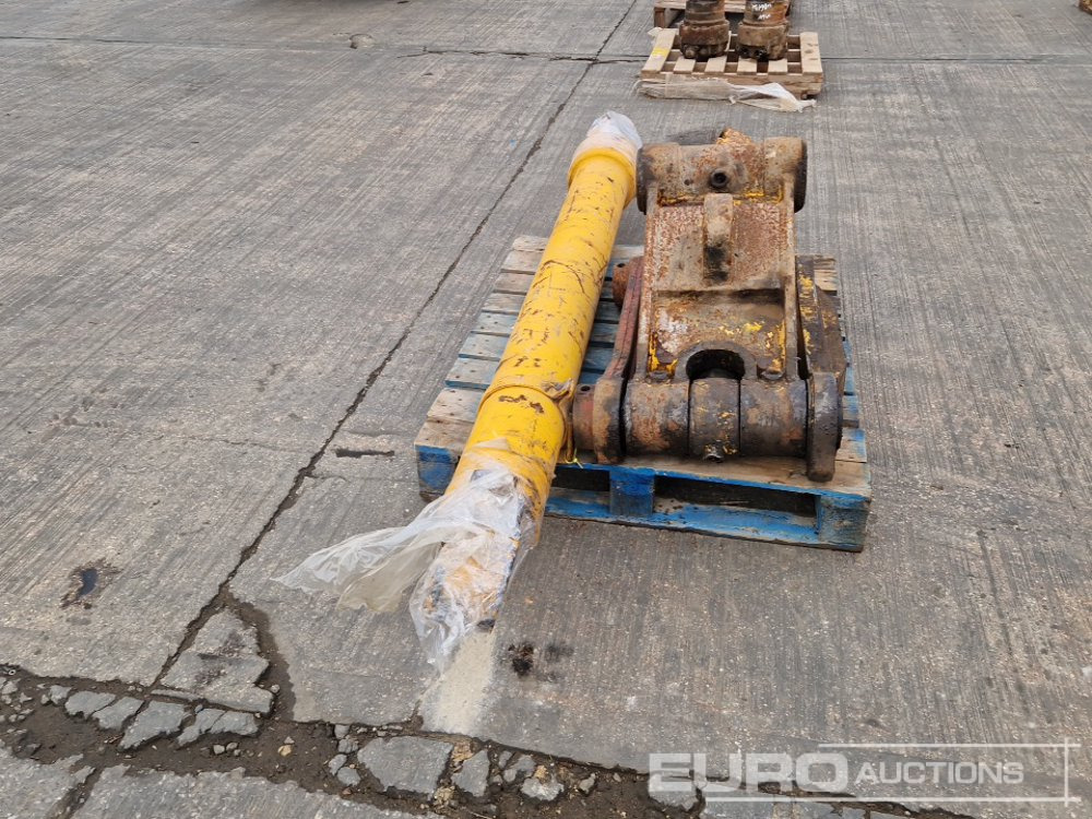 Ram to suit Excavator (2 of), Bucket Link - Pièces de rechange: photos 4 Ram to suit Excavator (2 of), Bucket Link - Pièces de rechange: photos 4