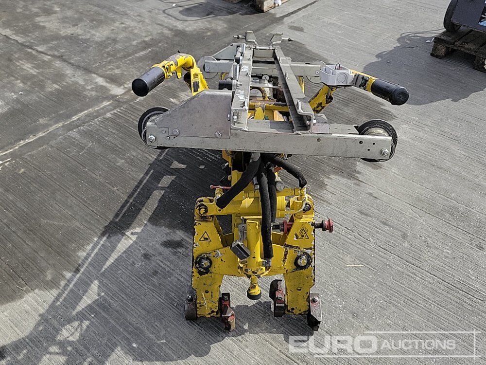 Robel Walk Behind Rail Clipping Machine, Honda Engine - Matériel de chantier: photos 4 Robel Walk Behind Rail Clipping Machine, Honda Engine - Matériel de chantier: photos 4