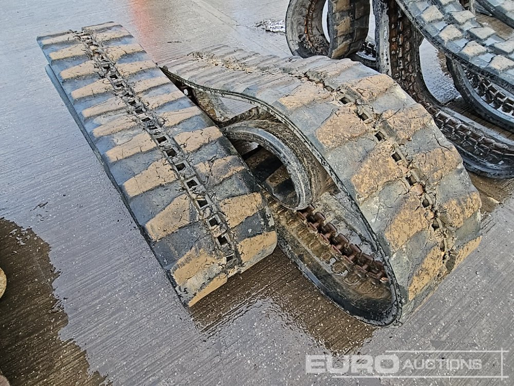 Rubber Track to suit Komatsu PC55 (2 of) - Chenille pour Engins de chantier: photos 3 Rubber Track to suit Komatsu PC55 (2 of) - Chenille pour Engins de chantier: photos 3