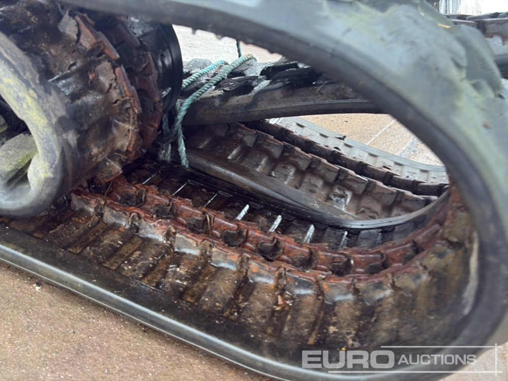 Rubber Tracks to suit Mini Excavator (2 of) - Chenille pour Engins de chantier: photos 5 Rubber Tracks to suit Mini Excavator (2 of) - Chenille pour Engins de chantier: photos 5
