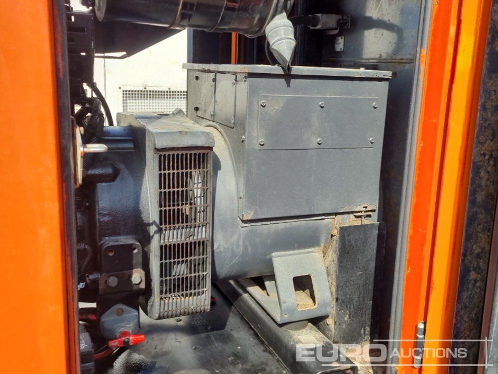 Groupe électrogène SDMO R110: photos 20