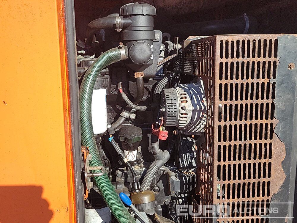 Groupe électrogène SDMO R110: photos 22