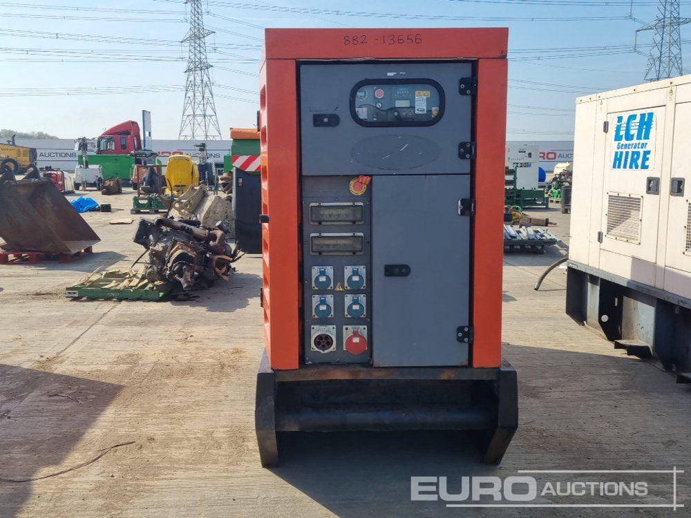 Groupe électrogène SDMO R110: photos 8