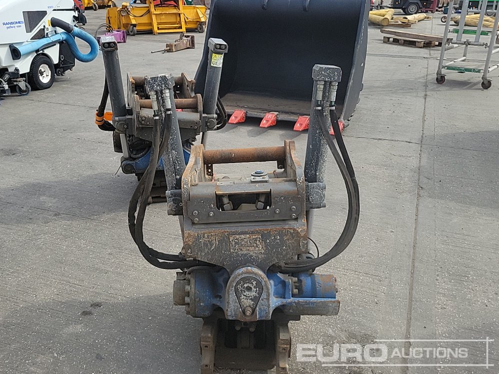 SMP Hydraulic Tilt Rotator QH 60mm Pin to suit 10 Ton Excavator - Attache rapide: photos 1 SMP Hydraulic Tilt Rotator QH 60mm Pin to suit 10 Ton Excavator - Attache rapide: photos 1