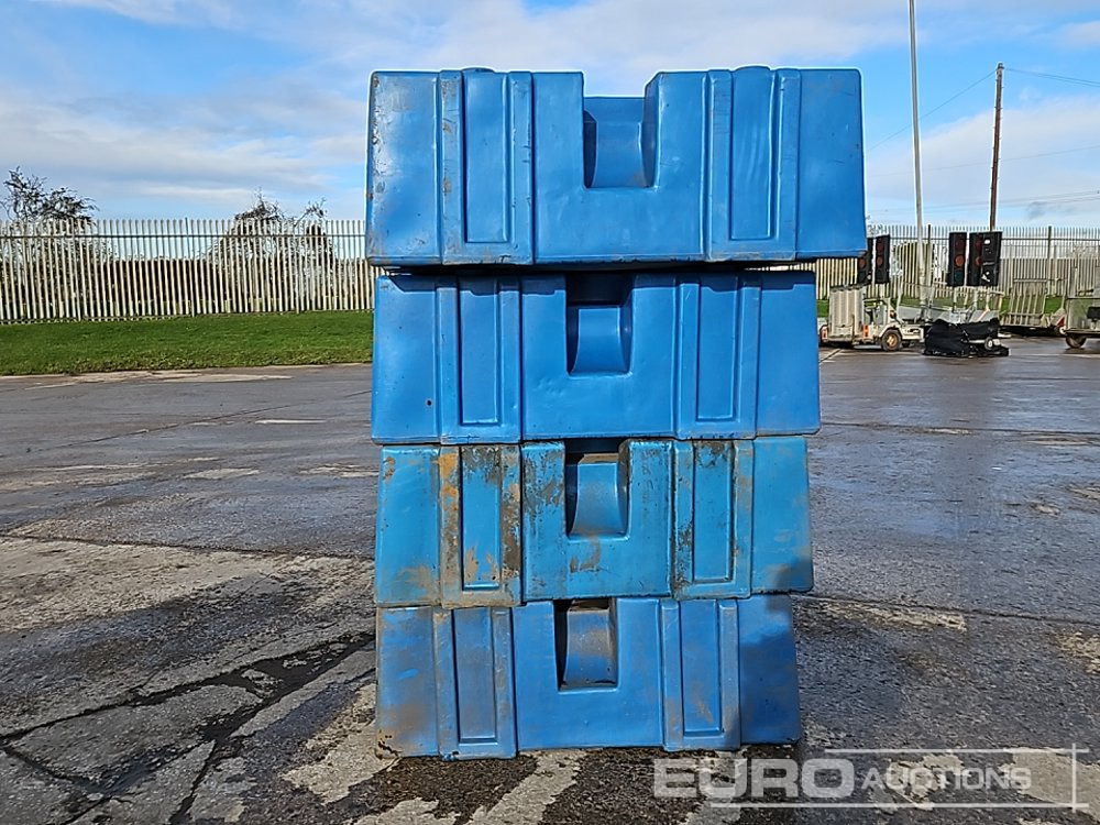 Septic Tank (4 of) - Cuve de stockage: photos 2 Septic Tank (4 of) - Cuve de stockage: photos 2