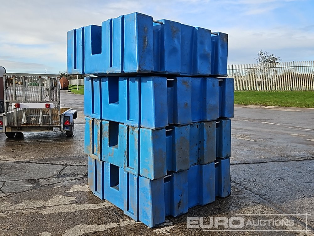 Septic Tank (4 of) - Cuve de stockage: photos 3 Septic Tank (4 of) - Cuve de stockage: photos 3