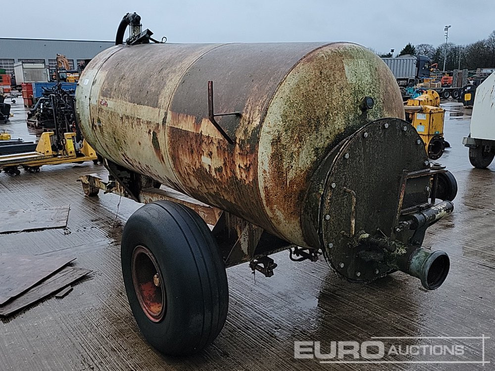 Single Axle Draw Bar Slurry Tanker - Remorque agricole: photos 3 Single Axle Draw Bar Slurry Tanker - Remorque agricole: photos 3