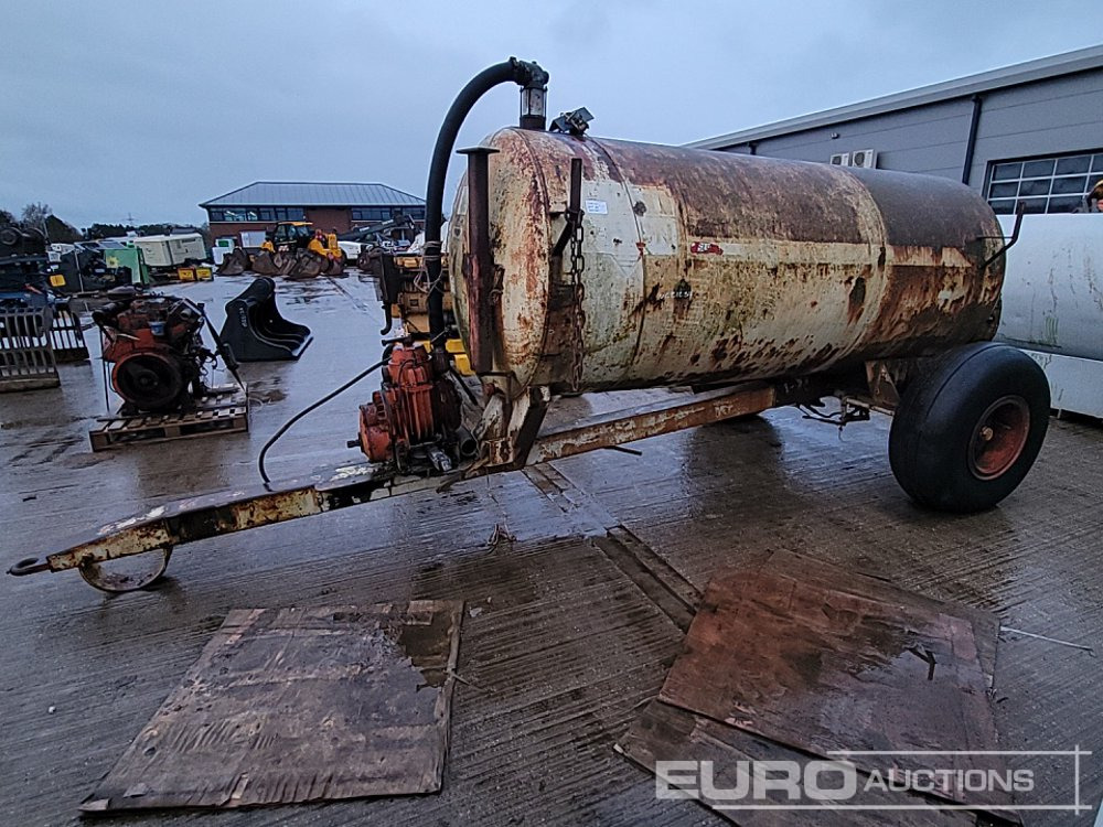Single Axle Draw Bar Slurry Tanker - Remorque agricole: photos 2 Single Axle Draw Bar Slurry Tanker - Remorque agricole: photos 2
