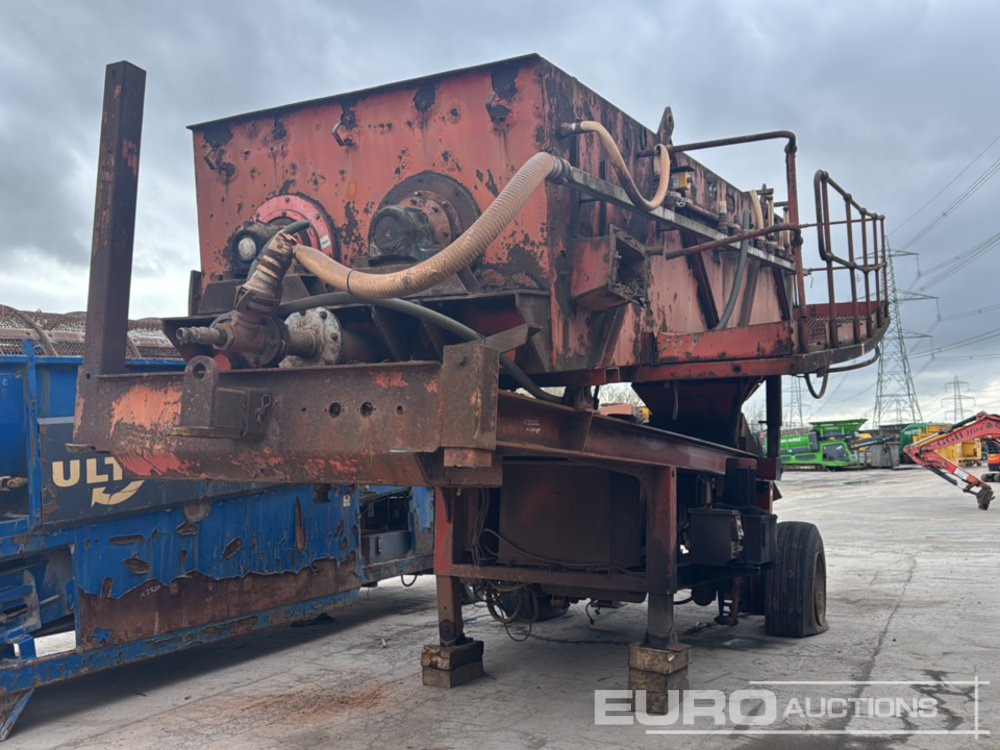 Single Axle Screener - Crible: photos 1 Single Axle Screener - Crible: photos 1