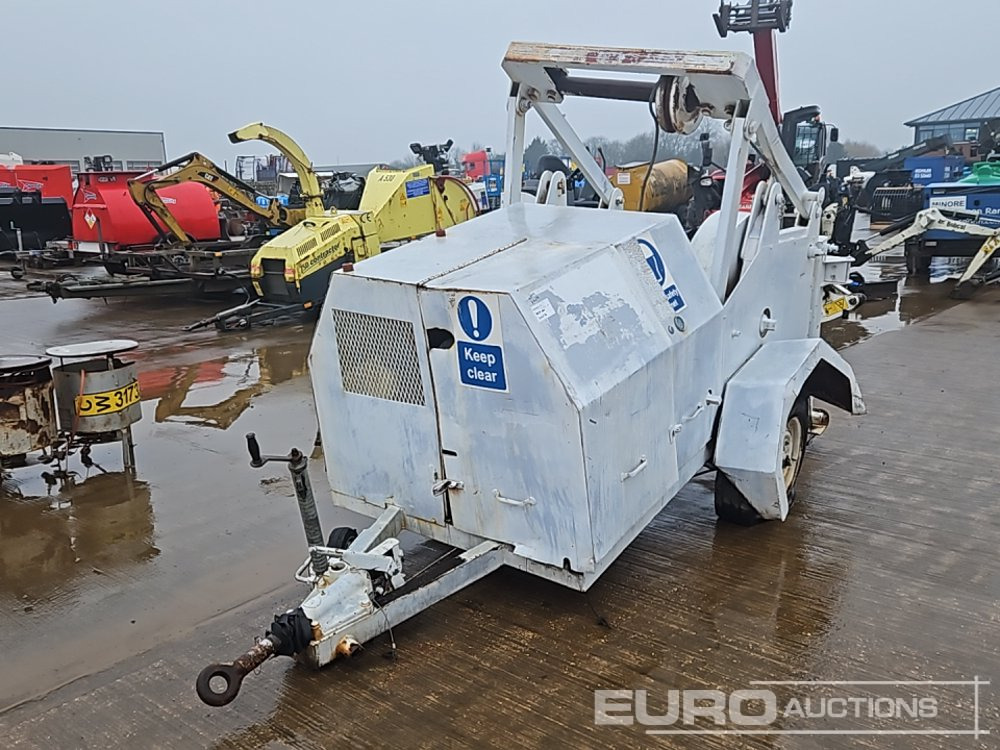 Single Axle Winch, Petter Engine - Treuil: photos 1 Single Axle Winch, Petter Engine - Treuil: photos 1