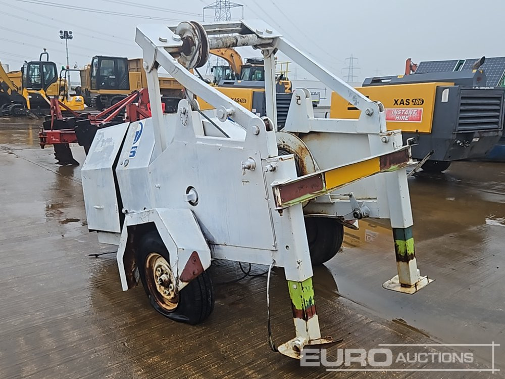 Single Axle Winch, Petter Engine - Treuil: photos 3 Single Axle Winch, Petter Engine - Treuil: photos 3