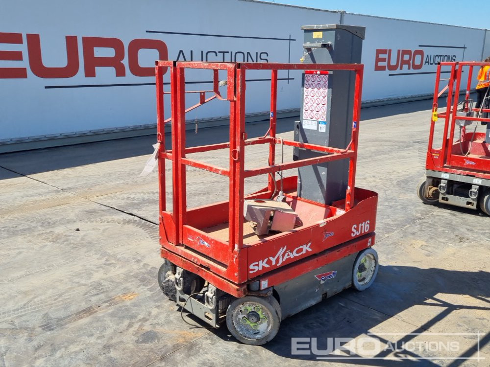 SkyJack SJ16 - Nacelle: photos 1 SkyJack SJ16 - Nacelle: photos 1