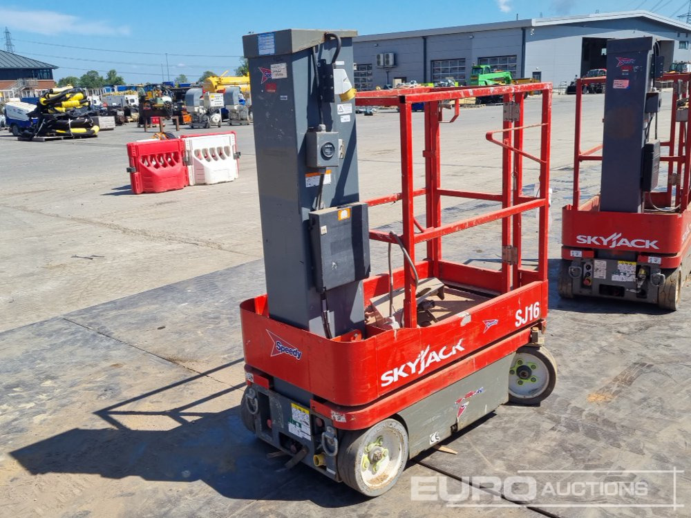 SkyJack SJ16 - Nacelle: photos 5 SkyJack SJ16 - Nacelle: photos 5
