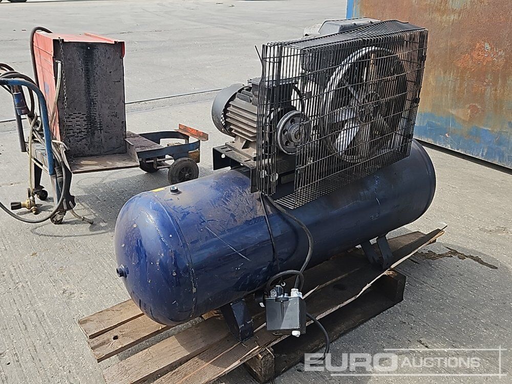 Static Workshop Compressor - Compresseur d'air: photos 5 Static Workshop Compressor - Compresseur d'air: photos 5