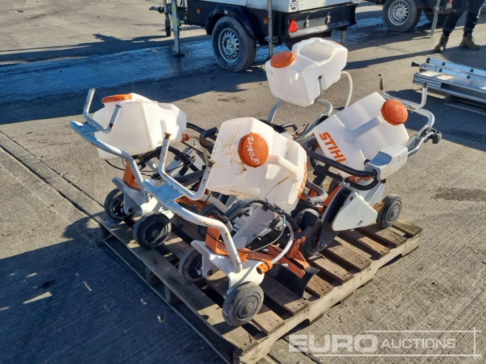 Stihl Quick Cut Saw Trolly (4 of), Petrol Quick Cut Saw - Travaux routiers: photos 5 Stihl Quick Cut Saw Trolly (4 of), Petrol Quick Cut Saw - Travaux routiers: photos 5