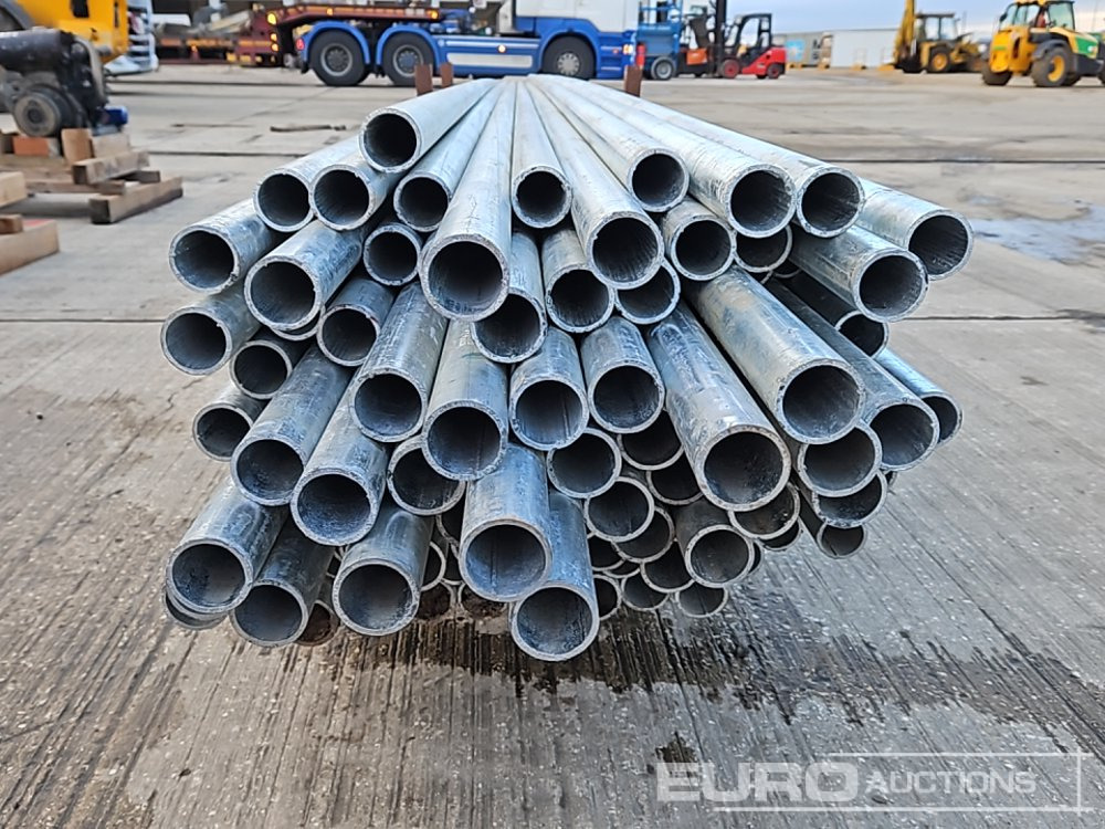 Stillage of Aluminium Poles (2 of) - Matériel de chantier: photos 4 Stillage of Aluminium Poles (2 of) - Matériel de chantier: photos 4