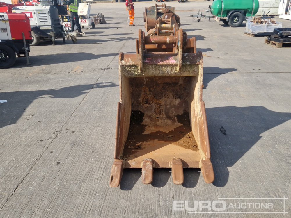 Strickland 36" Digging Bucket 80mm Pin to suit 20 Ton Excavator - Godet: photos 2 Strickland 36" Digging Bucket 80mm Pin to suit 20 Ton Excavator - Godet: photos 2