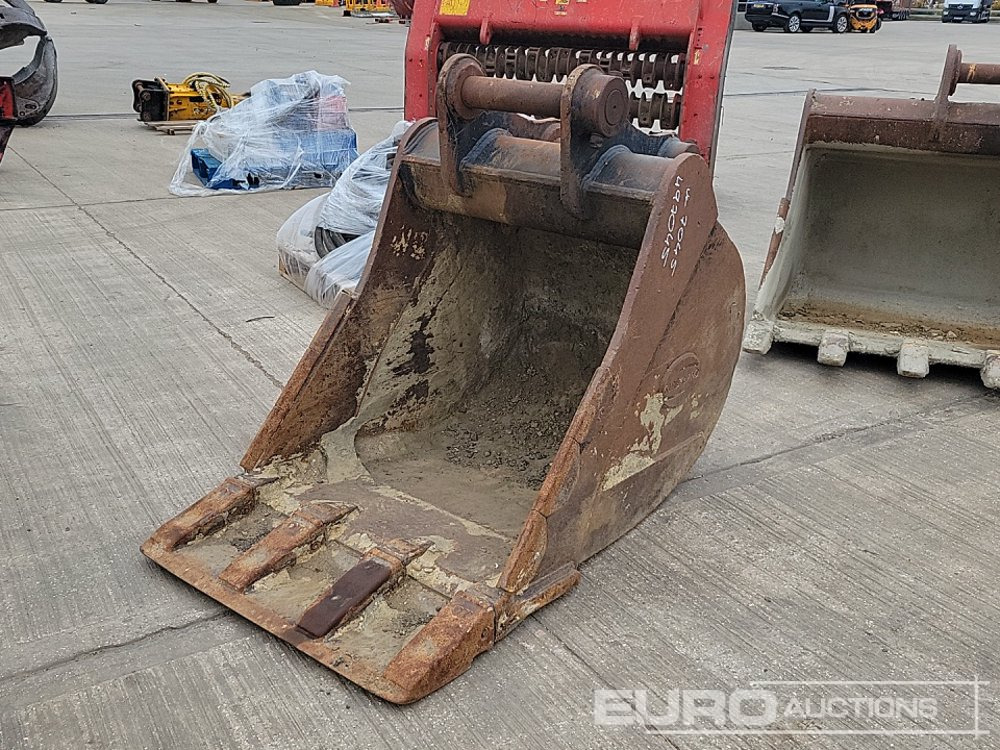 Strickland 36" Digging Bucket 80mm Pin to suit 20 Ton Excavator - Godet: photos 1 Strickland 36" Digging Bucket 80mm Pin to suit 20 Ton Excavator - Godet: photos 1